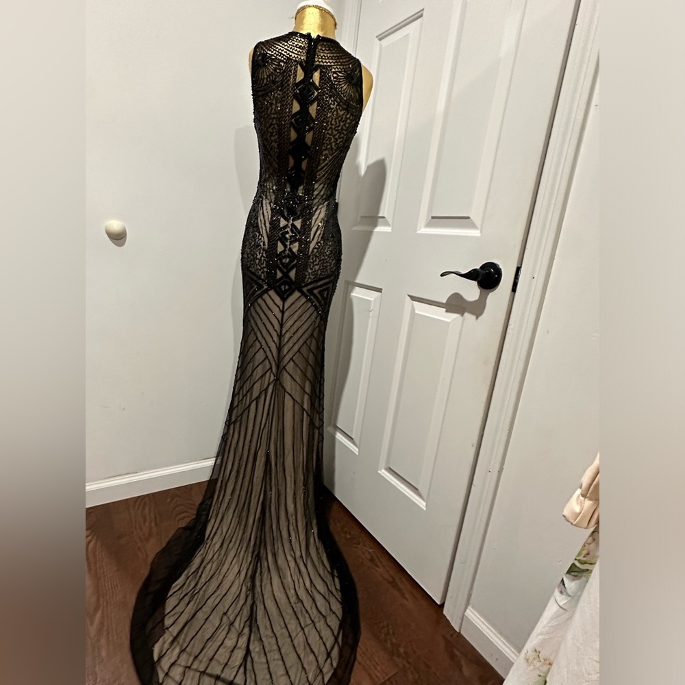 lush
by jasz couture
2